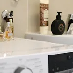 Neues Im Zentrum Von Fuer 2 Personen Appartement