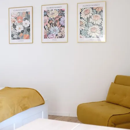 Apartman Neues Im Zentrum Von Fuer 2 Personen Graz