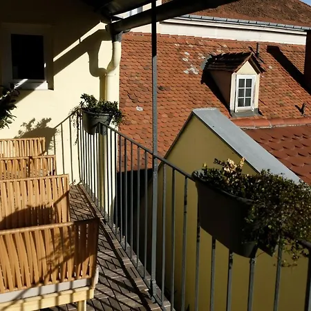 Neues Im Zentrum Von Fuer 2 Personen Apartment *