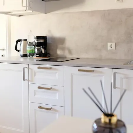 Apartman Neues Im Zentrum Von Fuer 2 Personen *