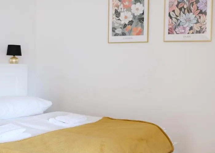 Neues Im Zentrum Von Fuer 2 Personen * Γκρατς